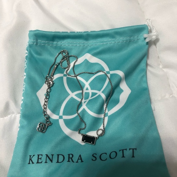 Kendra Scott Jewelry - Pattie Kendra Scott necklace